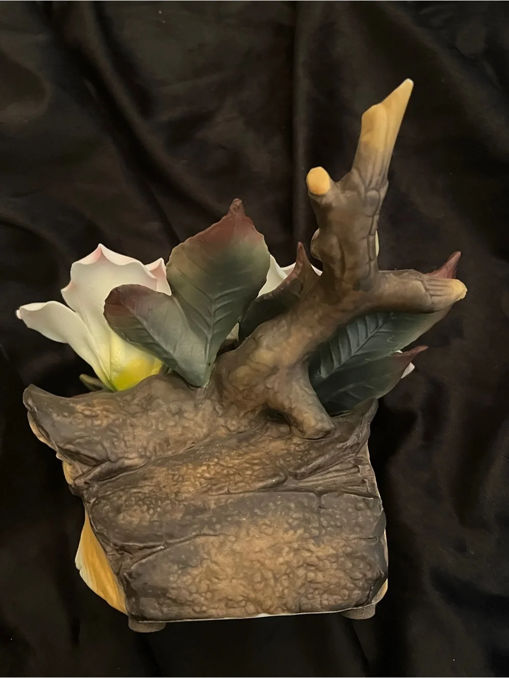 Vintage Porcelain Magnolia Flower Music Box Tree Stump Floral Figurine
